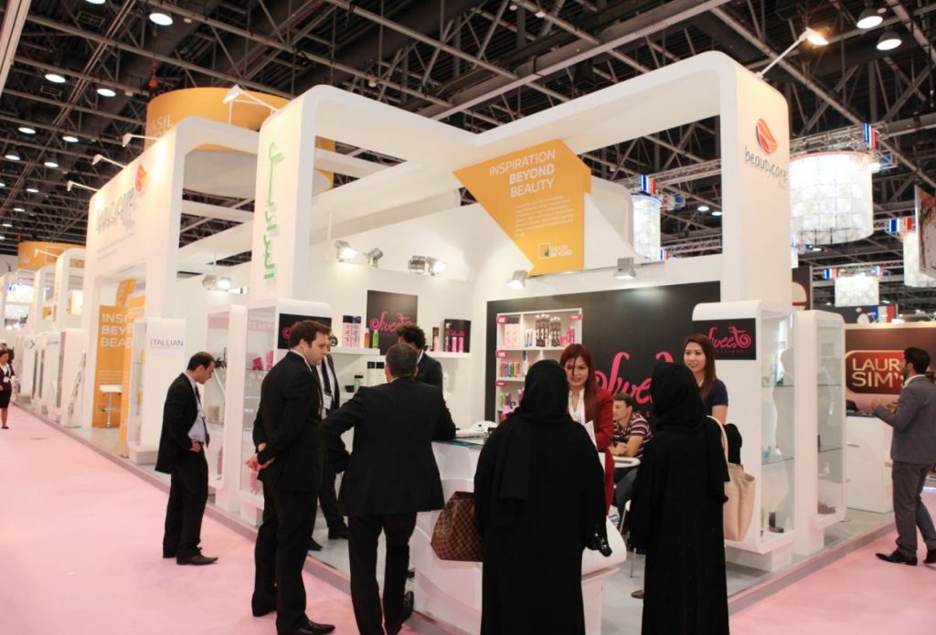 Empresas de cosméticos do Brasil vão a feira em Dubai
